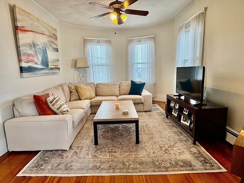 1st image of 69 Beaumont St #3