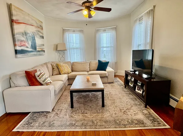 69 Beaumont St #3, Dorchester, MA 02124