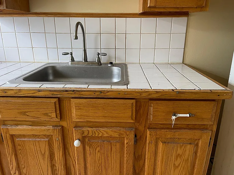 31 Shirley Ave — Photo 6