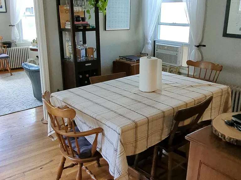 140 Grove St — Photo 10