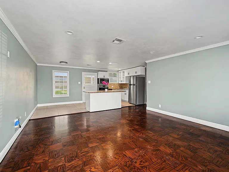5202 Nina Lee Ln — Photo 4