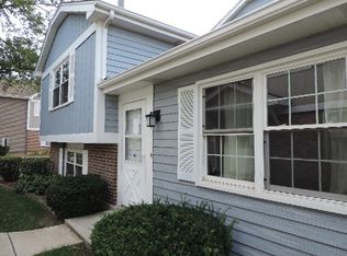 1641 Timber Trl, Wheaton, IL 60189