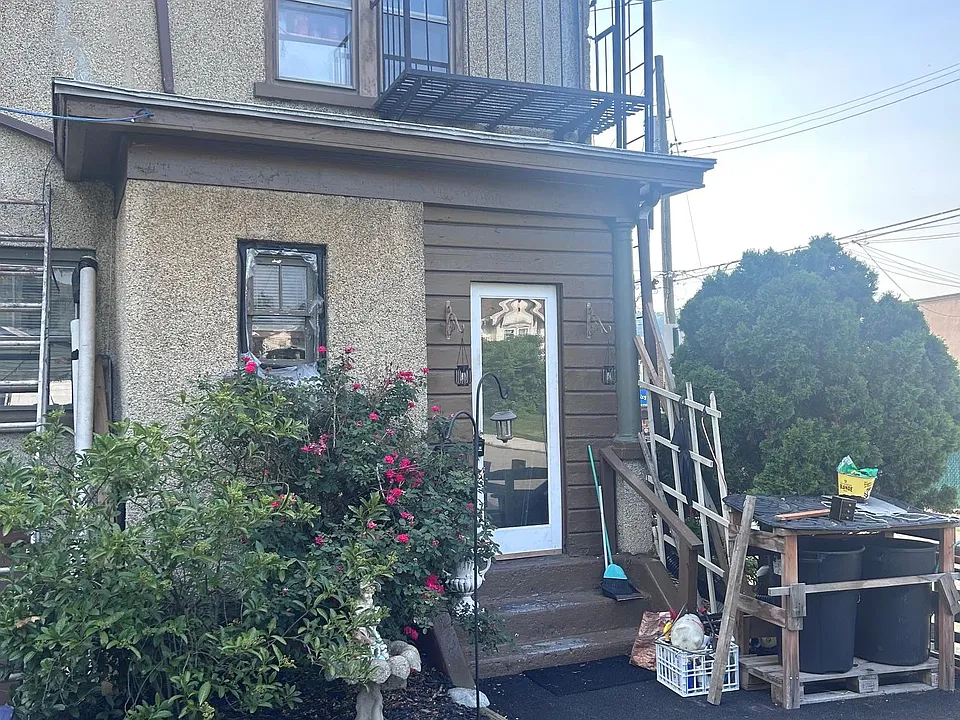 298 Highland Ave