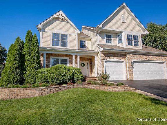 2nd image of 855 Columbia Cir