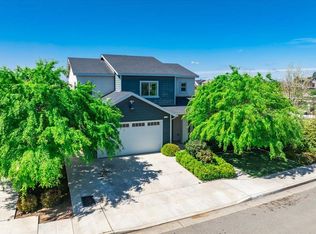 2436 Junipero Ave, Clovis, CA 93619