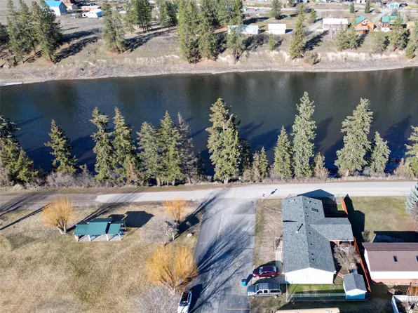 100 7th St W, Superior, MT 59872