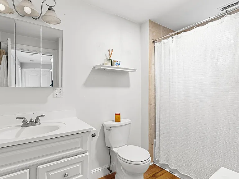 87 M St #3 — Photo 16