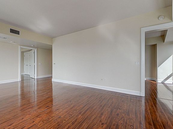 5th image of 2700 Las Vegas Blvd S Unit 2008
