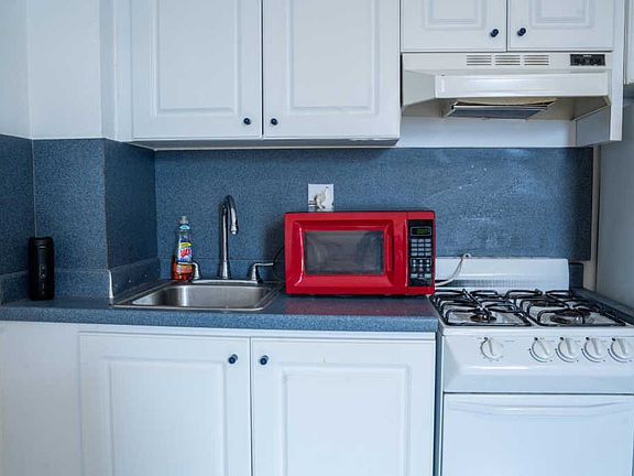 2nd image of 101 N Ocean Dr APT 490