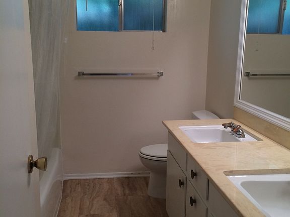4th image of 15536 La Maida St