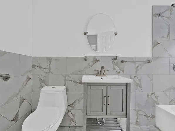 1082 Saint John's Place image 5 of 14