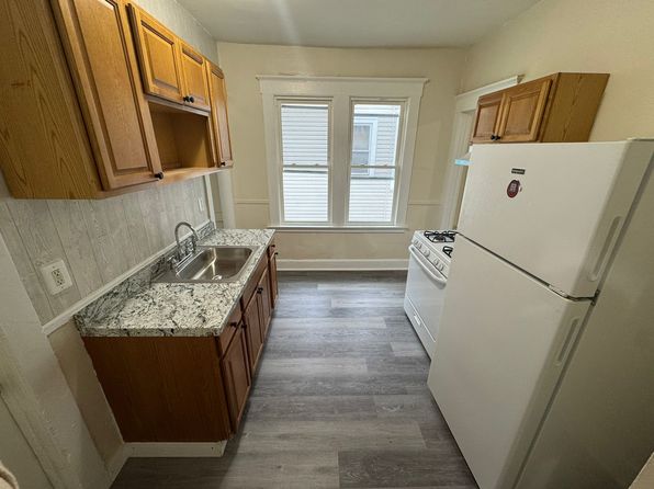 71 Judson Ave #2A