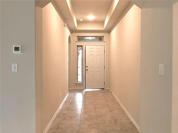4th image of 1212 Matt Ln
