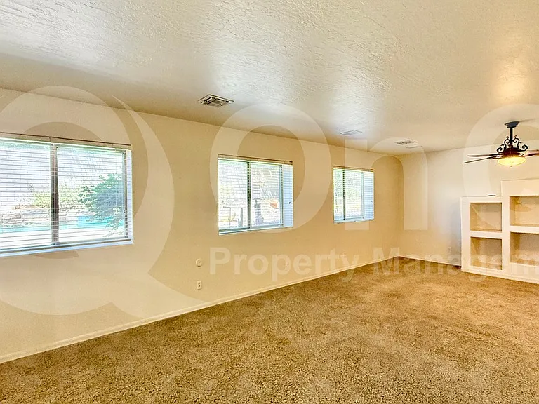 21708 N 70th Dr — Photo 7