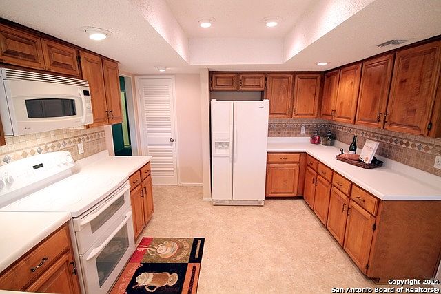 1st image of 3605 HIDDEN DR #B6