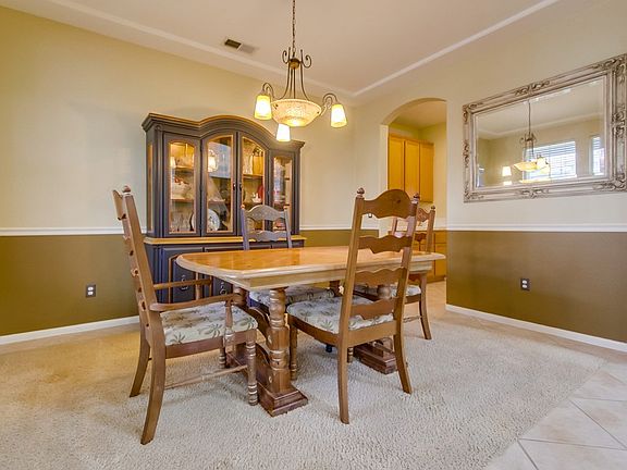 4th image of 5041 Bella Collina St