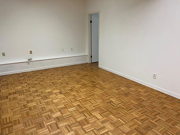 2nd image of 355 27th Ave