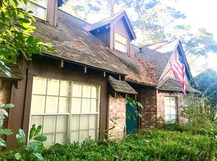 586 Melmont St, Conroe, TX 77302