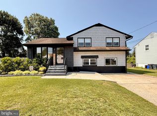 142 Edwards Dr, Gloucester City, NJ 08030