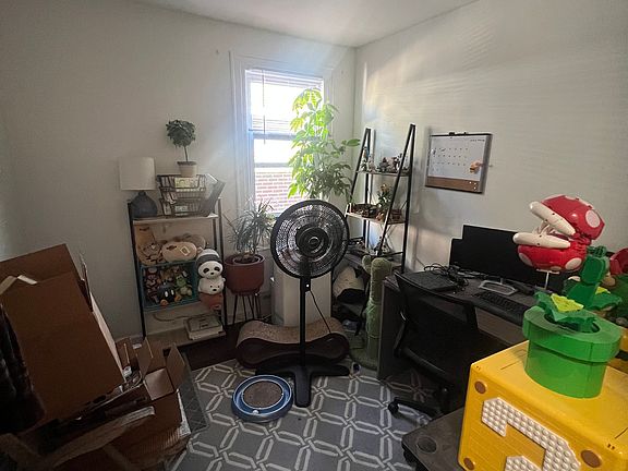 3rd image of 25-36 Humphreys St #2