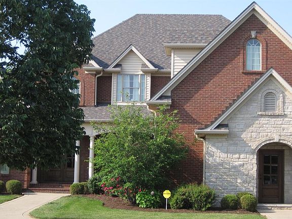 2nd image of 635 Burr Oak Dr
