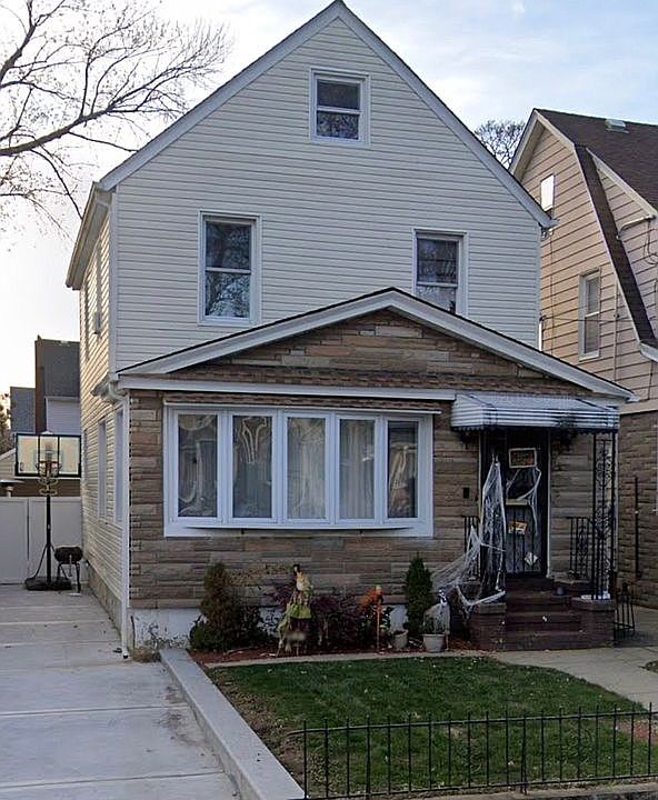 1st image of 11306 200th St