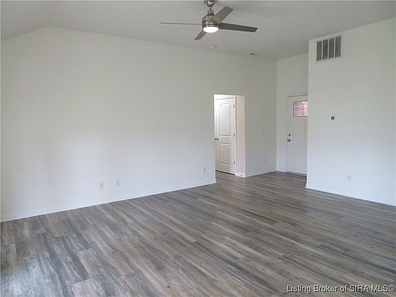 5th image of 8720 Black Oak Drive
