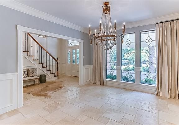 5th image of 731 River Oaks Dr