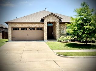2518 Lavender Ln, Glenn Heights, TX 75154