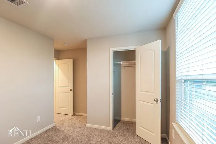 10405 Sweetwater Creek Dr — Photo 13