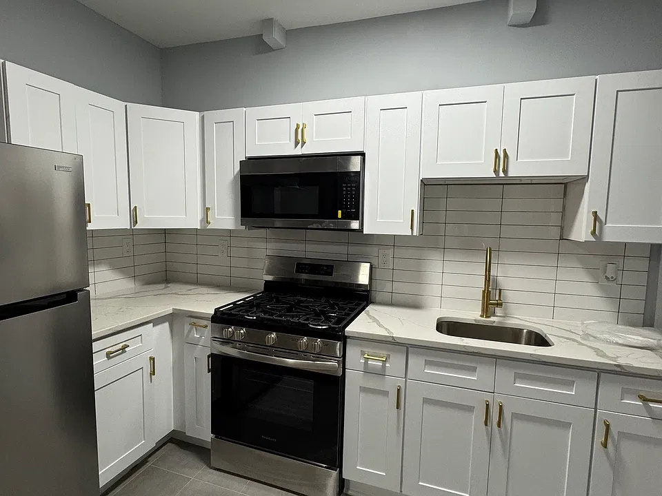 97 Cedar St #2