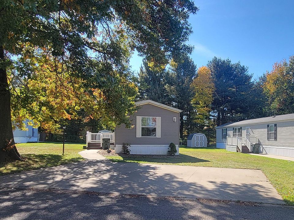 Exterior Image-0-ARLINGTON Melrose Village