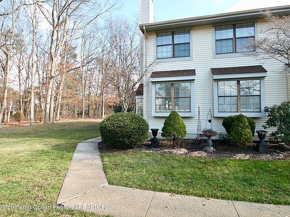 4th image of 1301 Arlington Drive