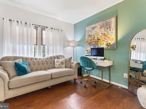 4557 Cotswold Manor Loop, Woodbridge, VA 22192