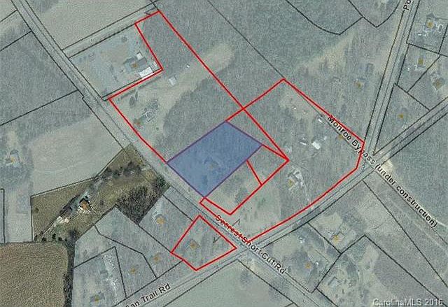 2nd image of 6208 Secrest Shortcut Rd
