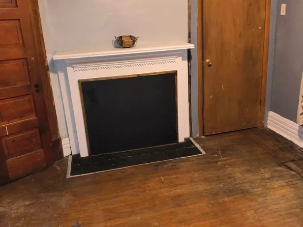 403 W Adams St APT 4, Muncie, IN 47305