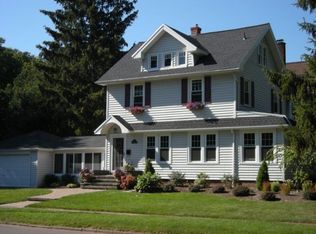 11 Bonnie Brae Ave, Rochester, NY 14618