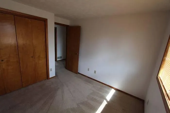 m/f bdrm 3
