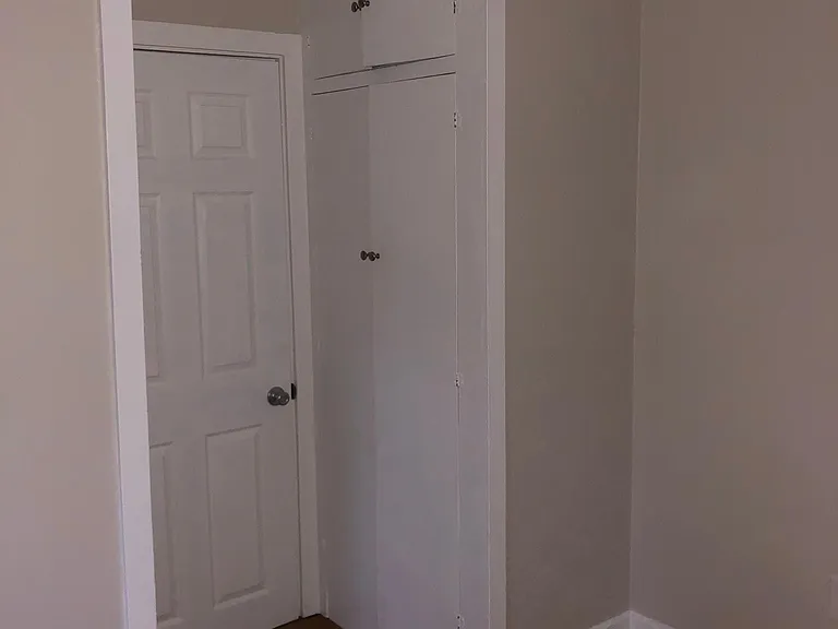 556 Saint John St #4 — Photo 29