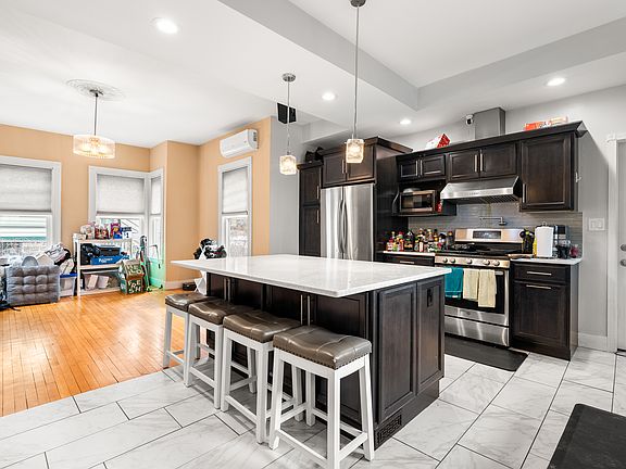 5th image of 12 Pomeroy St