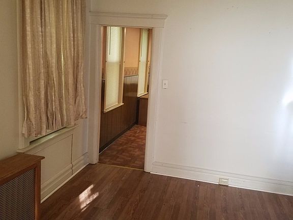 2nd image of 233 N 19th St #1