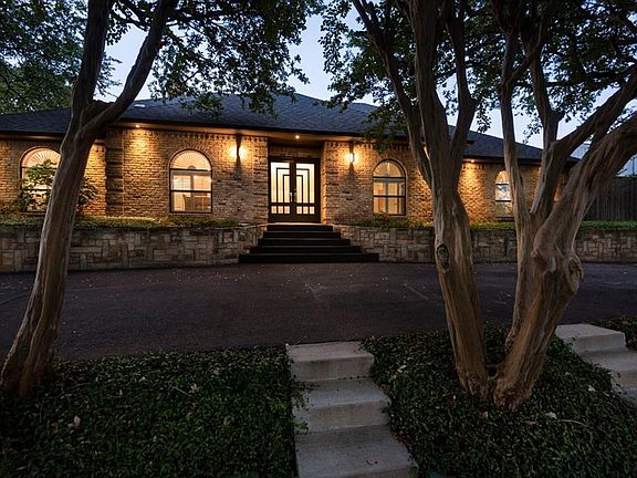 3rd image of 6123 Sandydale Dr