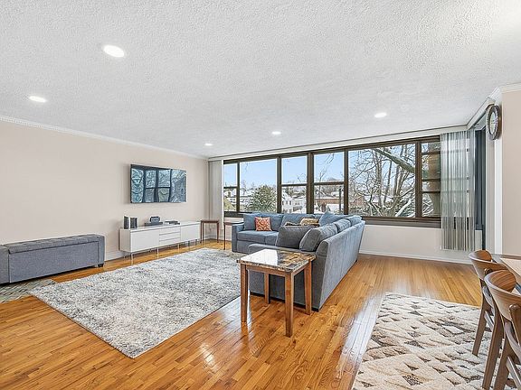 3rd image of 7-15 162nd St APT 4D