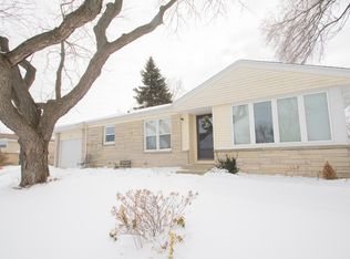 1015 Hill St, Watertown, WI 53098