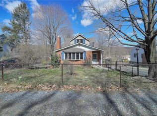 32 Quaker Hill Rd, Monroe, NY 10950
