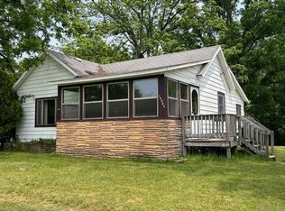 13063 Shaftsburg Rd, Perry, MI 48872