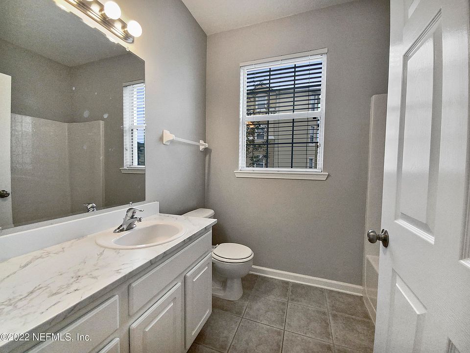 7801 Point Meadows Dr Jacksonville, FL, 32256 Apartments for Rent