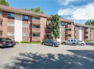 818 NE 106th St #A210, Seattle, WA 98125