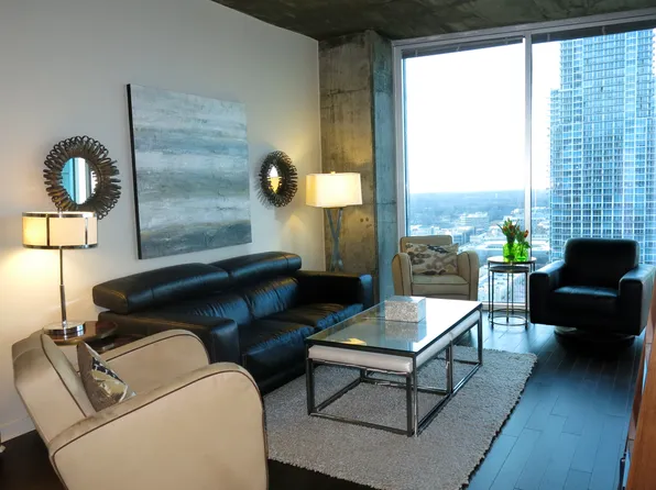 210 Church St #2406, Charlotte, NC 28202