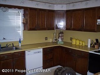 2nd image of 589 Charles Ave